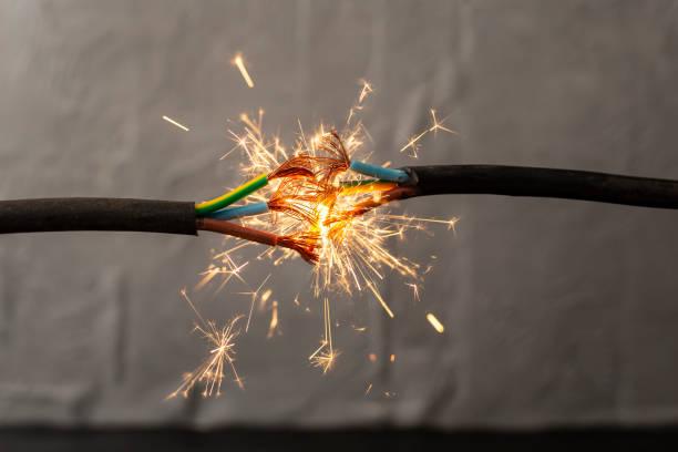 Tomada 3 pinos industrial: Conheça as vantagens e aplicações dessa solução elétrica moderna