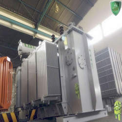 Fábrica de transformadores trifásicos
